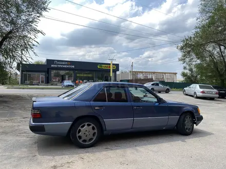 Mercedes-Benz E 280 1992 года за 2 200 000 тг. в Алматы – фото 16