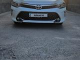 Toyota Camry 2017 года за 15 400 000 тг. в Шымкент