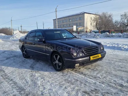 Mercedes-Benz E 200 2001 года за 5 500 000 тг. в Астана – фото 7