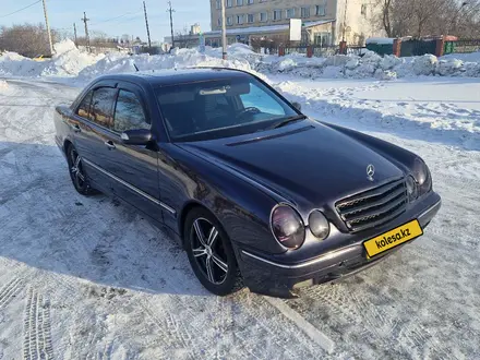 Mercedes-Benz E 200 2001 года за 5 500 000 тг. в Астана – фото 8