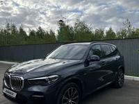 BMW X5 2022 года за 47 000 000 тг. в Уральск