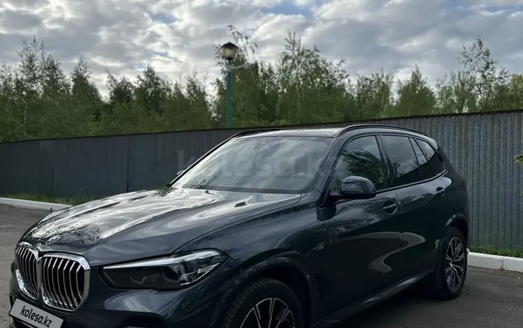 BMW X5 2022 годаүшін46 000 000 тг. в Уральск