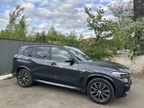 BMW X5 2022 года за 47 000 000 тг. в Уральск – фото 5