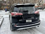 Toyota RAV4 2016 года за 14 200 000 тг. в Алматы – фото 4