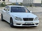 Mercedes-Benz S 500 2003 года за 6 200 000 тг. в Жанаозен