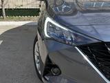 Hyundai Accent 2021 года за 8 800 000 тг. в Актобе