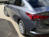Hyundai Accent 2021 года за 8 800 000 тг. в Актобе – фото 3