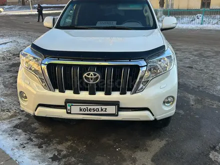 Toyota Land Cruiser Prado 2015 года за 16 600 000 тг. в Астана