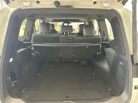 Toyota Land Cruiser Premium+ 2025 года за 72 000 000 тг. в Актобе – фото 15