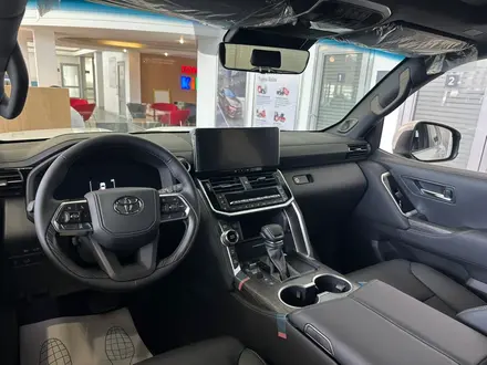 Toyota Land Cruiser Premium+ 2025 года за 72 000 000 тг. в Актобе – фото 13