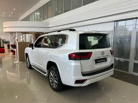 Toyota Land Cruiser Premium+ 2025 года за 72 000 000 тг. в Актобе – фото 2