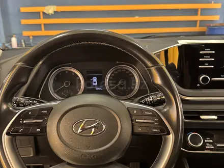 Hyundai Sonata 2023 года за 10 000 000 тг. в Атырау – фото 10