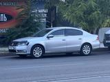 Volkswagen Passat 2014 года за 6 500 000 тг. в Шымкент – фото 3