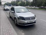 Volkswagen Passat 2014 года за 6 500 000 тг. в Шымкент