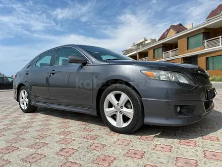 Toyota Camry 2011 года за 8 300 000 тг. в Атырау – фото 45