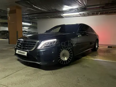 Mercedes-Benz S 500 2013 года за 19 000 000 тг. в Астана – фото 2