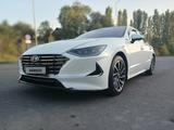 Hyundai Sonata 2022 года за 10 500 000 тг. в Алматы
