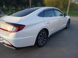 Hyundai Sonata 2022 года за 10 500 000 тг. в Алматы – фото 2