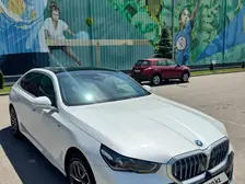 BMW i5, 2024