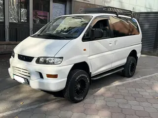 Mitsubishi Delica
