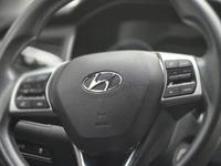 Hyundai Sonata 2018 года за 9 350 000 тг. в Алматы