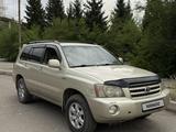 Toyota Highlander 2002 годаүшін5 200 000 тг. в Семей