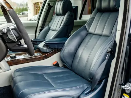 Land Rover Range Rover 2015 года за 25 500 000 тг. в Алматы – фото 11
