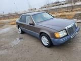 Mercedes-Benz E 220 1991 года за 1 200 000 тг. в Алматы – фото 2