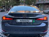Lexus ES 350 2021 года за 30 500 000 тг. в Алматы – фото 4