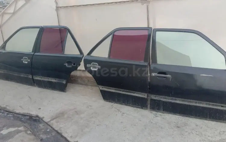 Двери на мерседес 124 за 10 000 тг. в Шамалган