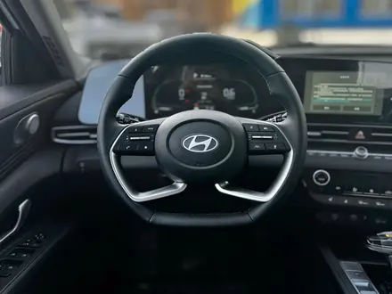 Hyundai Elantra 2023 года за 9 300 000 тг. в Астана – фото 4
