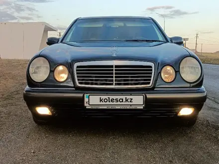 Mercedes-Benz E 280 1996 года за 3 500 000 тг. в Актобе – фото 8