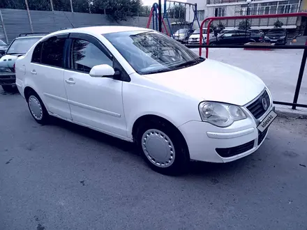 Volkswagen Polo 2008 года за 2 500 000 тг. в Алматы – фото 3