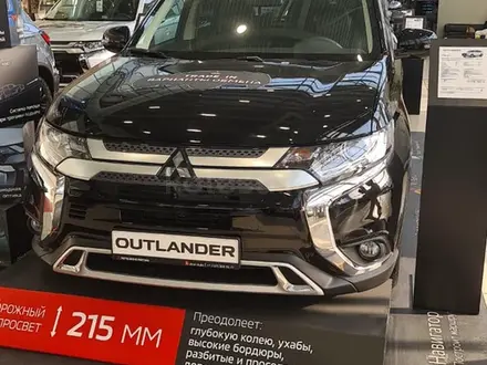 Mitsubishi Outlander 2020 года за 17 299 999 тг. в Алматы – фото 2