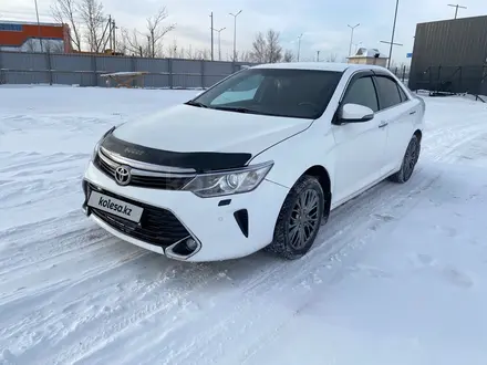 Toyota Camry 2015 года за 7 198 175 тг. в Астана – фото 3
