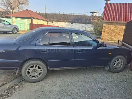 Toyota Camry 1995 года за 2 200 000 тг. в Астана – фото 4