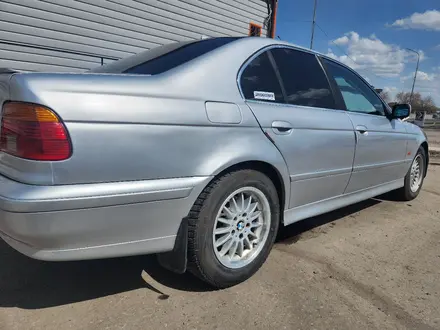 BMW 525 2001 года за 2 800 000 тг. в Караганда – фото 9