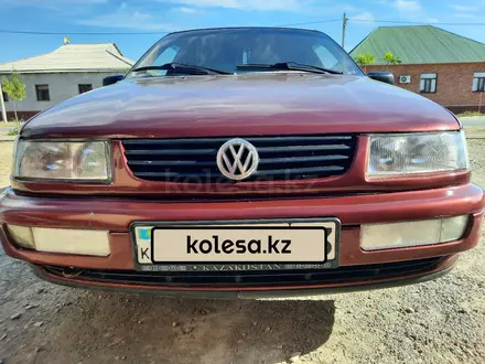 Volkswagen Passat 1994 года за 1 500 000 тг. в Туркестан – фото 11