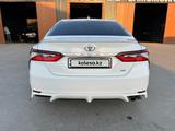 Toyota Camry 2021 годаfor11 500 000 тг. в Атырау – фото 2