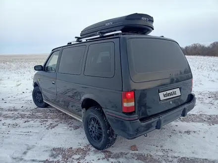 Chrysler Voyager 1991 года за 3 500 000 тг. в Атбасар – фото 4