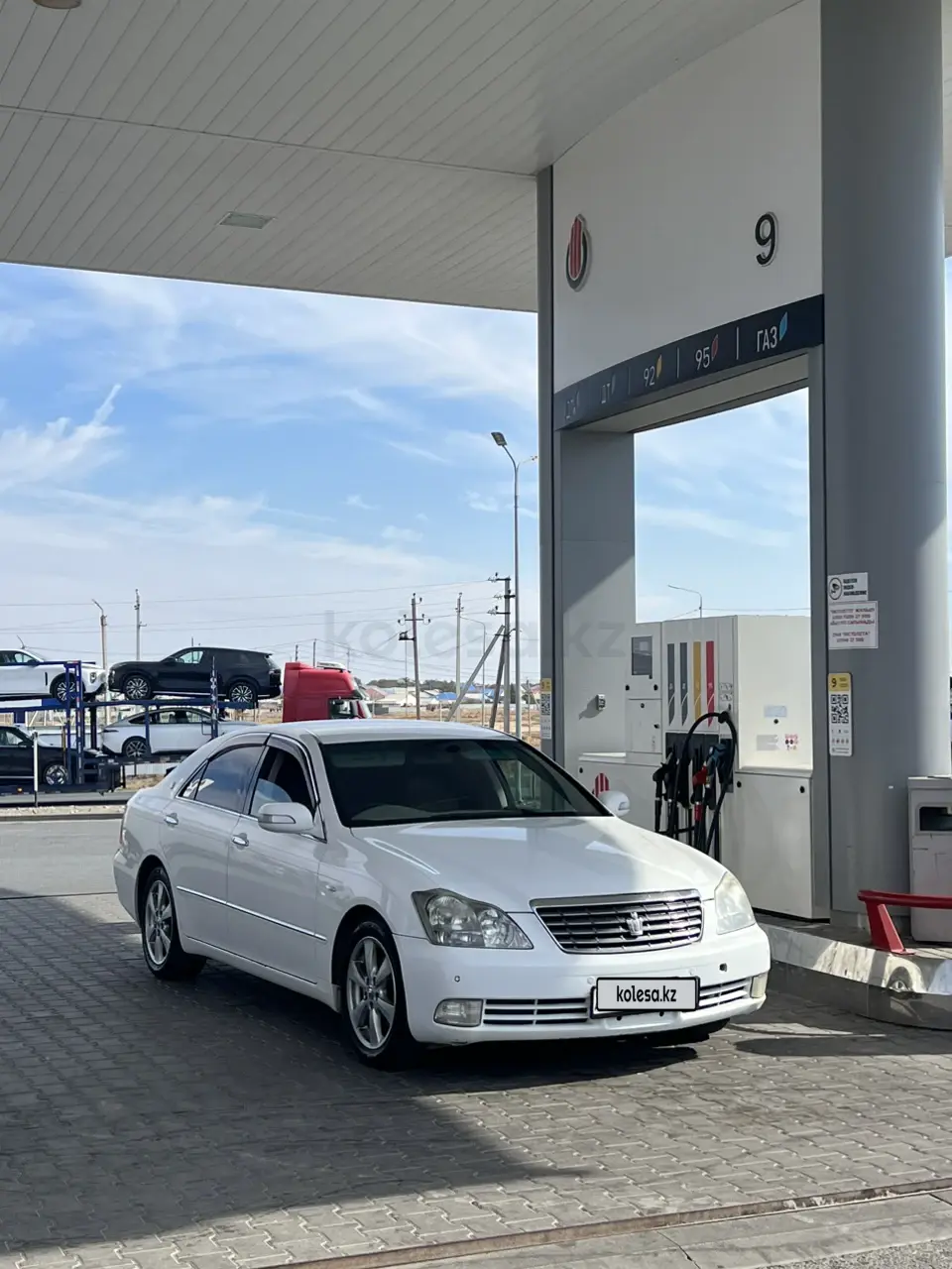 Toyota Crown, 2006