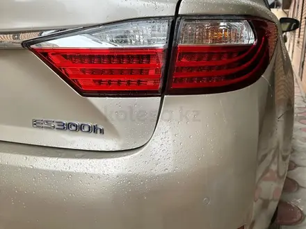 Lexus ES 300h 2012 года за 11 500 000 тг. в Актау – фото 14