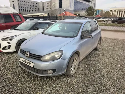 Volkswagen Golf 2010 года за 4 800 000 тг. в Астана – фото 2