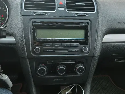 Volkswagen Golf 2010 года за 4 800 000 тг. в Астана – фото 7