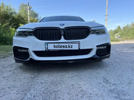 BMW 540 2017 года за 24 500 000 тг. в Алматы – фото 19