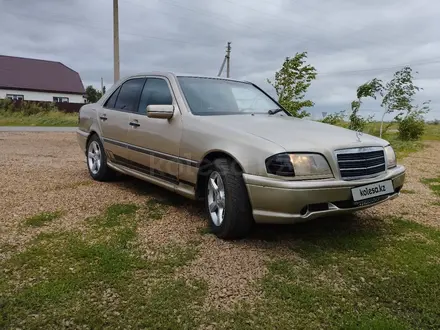 Mercedes-Benz C 200 1993 года за 1 350 000 тг. в Костанай – фото 2