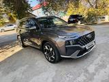 Hyundai Santa Fe 2023 года за 17 700 000 тг. в Кызылорда