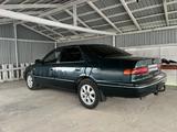 Toyota Camry 1999 года за 4 100 000 тг. в Семей