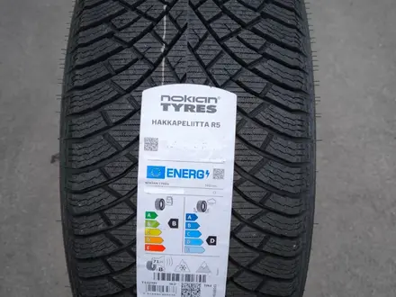 Шины Nokian 235/65R17 Hakkapeliitta R5 SUV за 103 000 тг. в Алматы