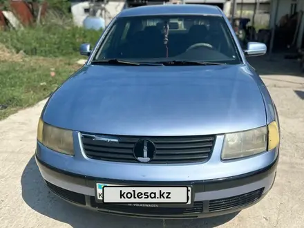 Volkswagen Passat 1997 года за 1 500 000 тг. в Ават (Енбекшиказахский р-н) – фото 8